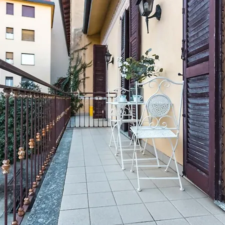 Porto Azzurro Apartment Varenna Exterior photo